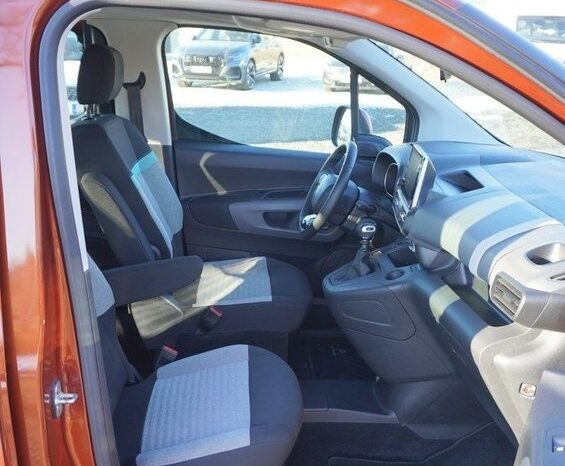CITROEN Berlingo  | FWD (przód) | Manualna | 102 KM | Czerwony full