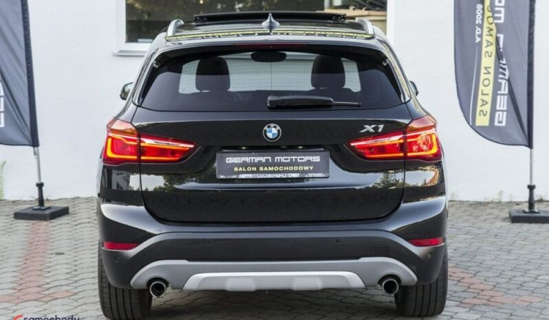 BMW X1  | 4×4 (stały) | Automatyczna | 190 KM | Czarny full