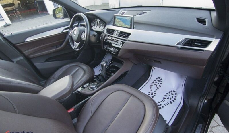 BMW X1  | 4×4 (stały) | Automatyczna | 190 KM | Czarny full