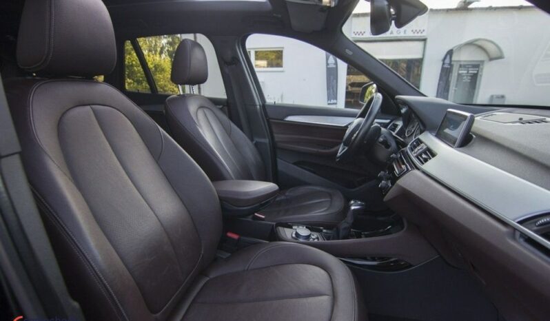 BMW X1  | 4×4 (stały) | Automatyczna | 190 KM | Czarny full