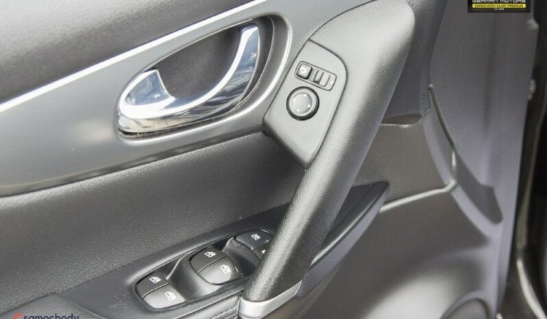NISSAN Qashqai  | FWD (przód) | Automatyczna | 160 KM | Czarny full
