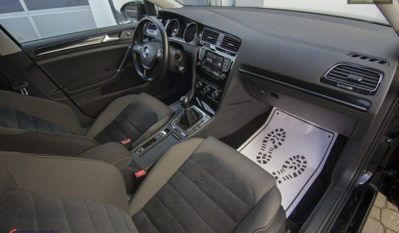 VOLKSWAGEN Golf  | FWD (przód) | Manualna | 140 KM | Czarny full