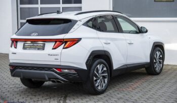 HYUNDAI Tucson  | 4×4 (doł. automatycznie) | Automatyczna | 180 KM | Biały full