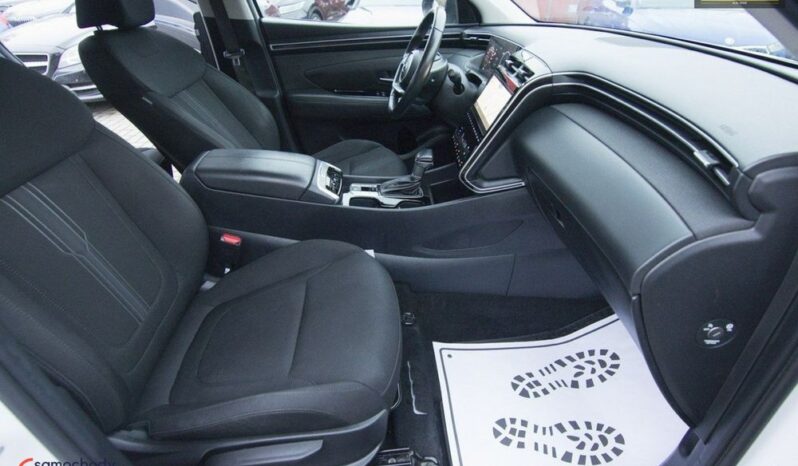 HYUNDAI Tucson  | 4×4 (doł. automatycznie) | Automatyczna | 180 KM | Biały full