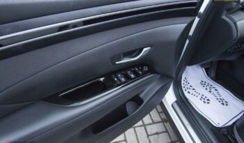 HYUNDAI Tucson  | 4×4 (doł. automatycznie) | Automatyczna | 180 KM | Biały full