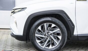 HYUNDAI Tucson  | 4×4 (doł. automatycznie) | Automatyczna | 180 KM | Biały full