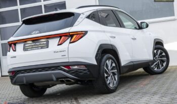 HYUNDAI Tucson  | 4×4 (doł. automatycznie) | Automatyczna | 180 KM | Biały full