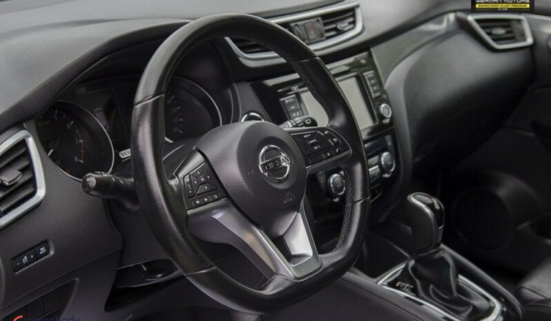 NISSAN Qashqai  | FWD (przód) | Automatyczna | 160 KM | Czarny full