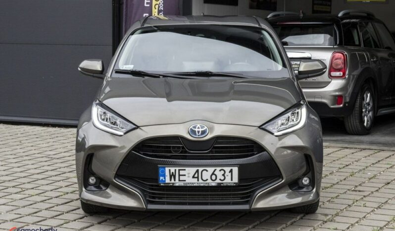 TOYOTA Yaris  | FWD (przód) | Automatyczna | 116 KM | Szary full