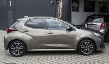 TOYOTA Yaris  | FWD (przód) | Automatyczna | 116 KM | Szary full