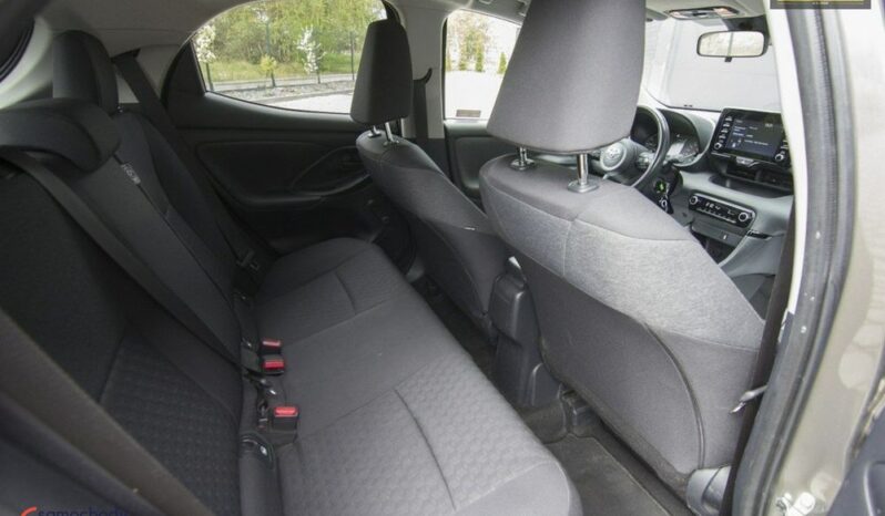 TOYOTA Yaris  | FWD (przód) | Automatyczna | 116 KM | Szary full