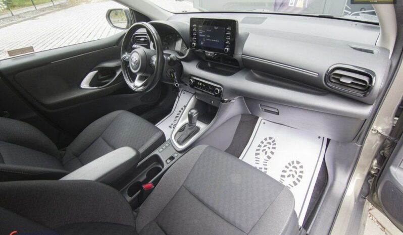 TOYOTA Yaris  | FWD (przód) | Automatyczna | 116 KM | Szary full