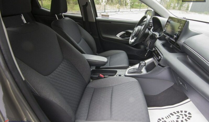 TOYOTA Yaris  | FWD (przód) | Automatyczna | 116 KM | Szary full