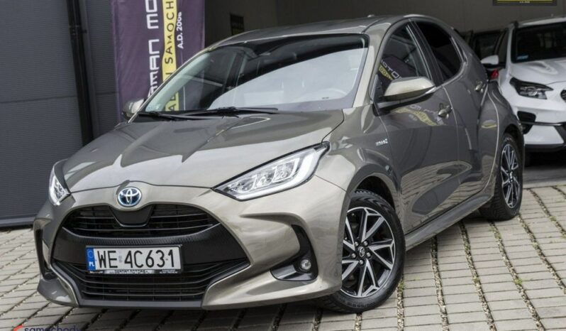 TOYOTA Yaris  | FWD (przód) | Automatyczna | 116 KM | Szary full