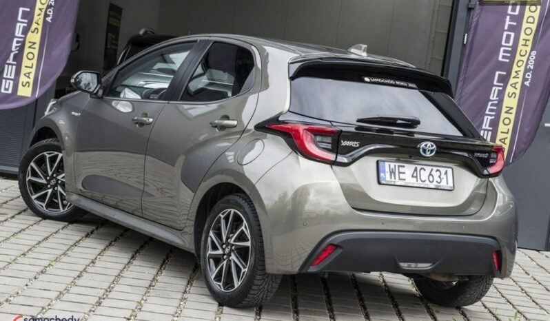 TOYOTA Yaris  | FWD (przód) | Automatyczna | 116 KM | Szary full