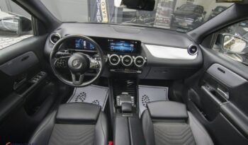 MERCEDES-BENZ GLA  | FWD (przód) | Automatyczna | 163 KM | Czarny full