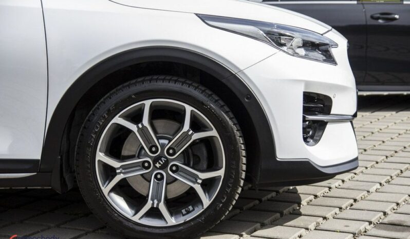 KIA XCeed  | FWD (przód) | Automatyczna | 204 KM | Biały full