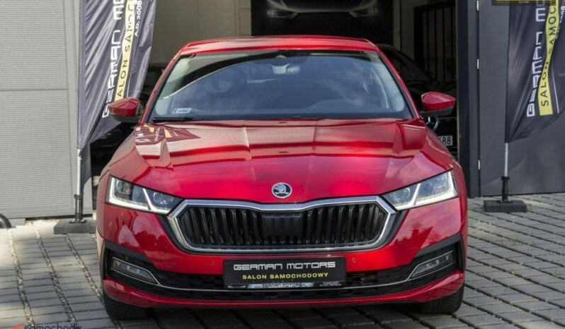 SKODA Octavia  | FWD (przód) | Automatyczna | 150 KM | Czarny full