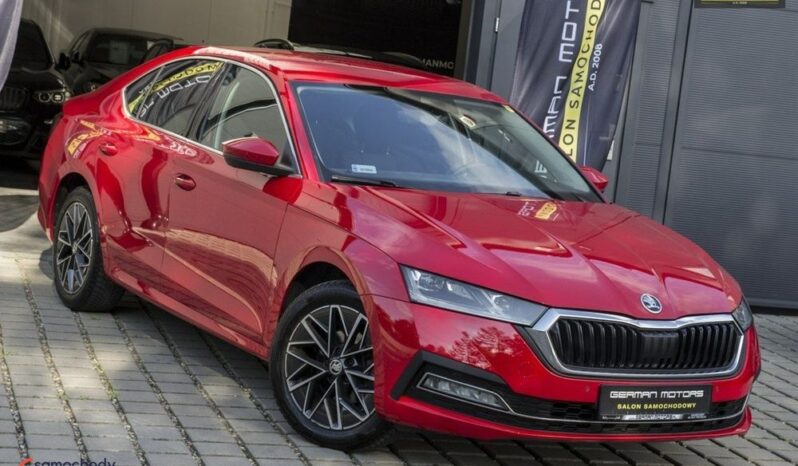 SKODA Octavia  | FWD (przód) | Automatyczna | 150 KM | Czarny full