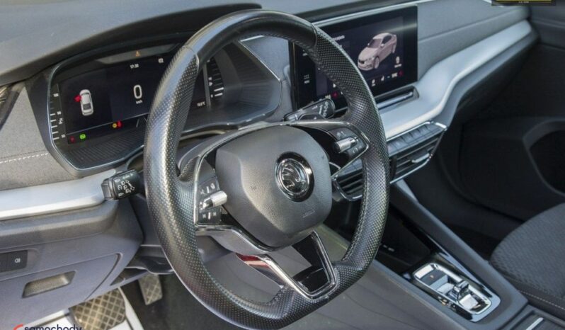SKODA Octavia  | FWD (przód) | Automatyczna | 150 KM | Czarny full