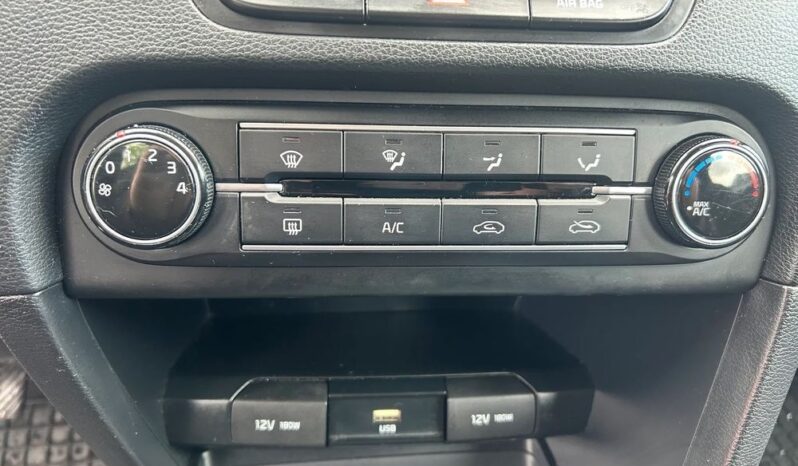 KIA Ceed  | FWD (przód) | Manualna | 120 KM | Szary full