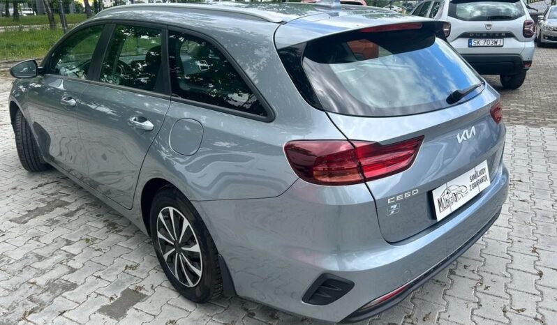 KIA Ceed  | FWD (przód) | Manualna | 120 KM | Szary full