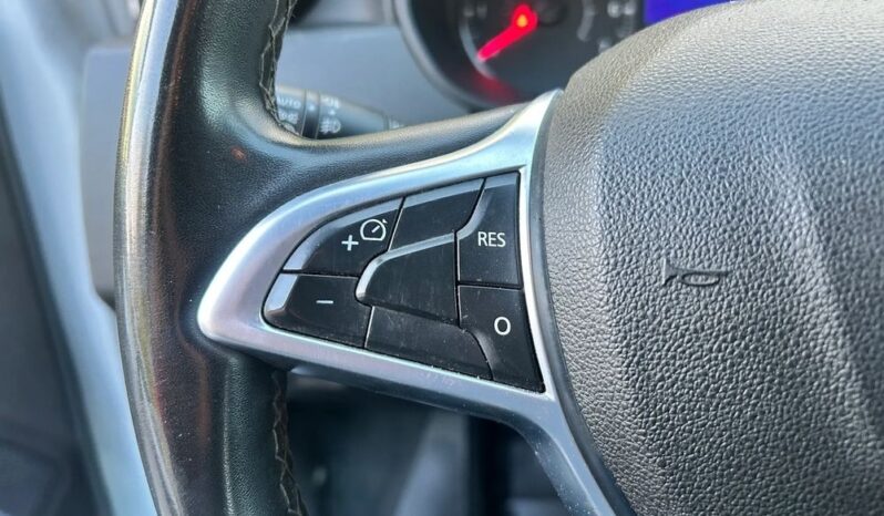 DACIA Duster  | 4×4 (doł. automatycznie) | Manualna | 115 KM | Biały full