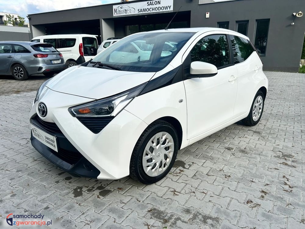 Toyota Aygo  | Fwd (Przód) | Manualna | 72 Km | Biały