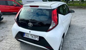 TOYOTA Aygo  | FWD (przód) | Manualna | 72 KM | Biały full