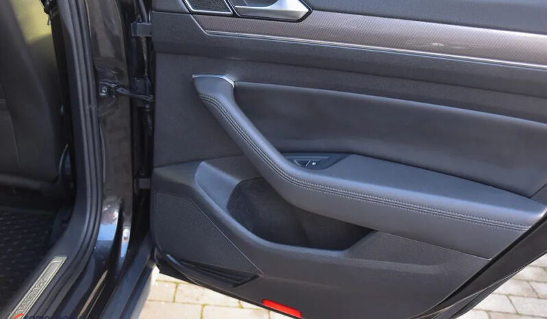 VOLKSWAGEN Passat  | 4×4 (stały) | Automatyczna | 190 KM | Szary full