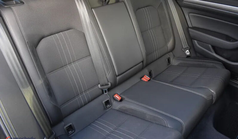 VOLKSWAGEN Passat  | 4×4 (stały) | Automatyczna | 190 KM | Szary full
