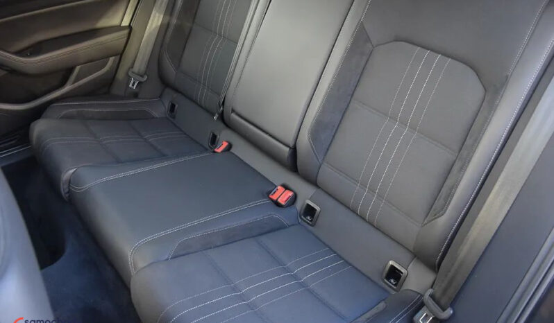 VOLKSWAGEN Passat  | 4×4 (stały) | Automatyczna | 190 KM | Szary full