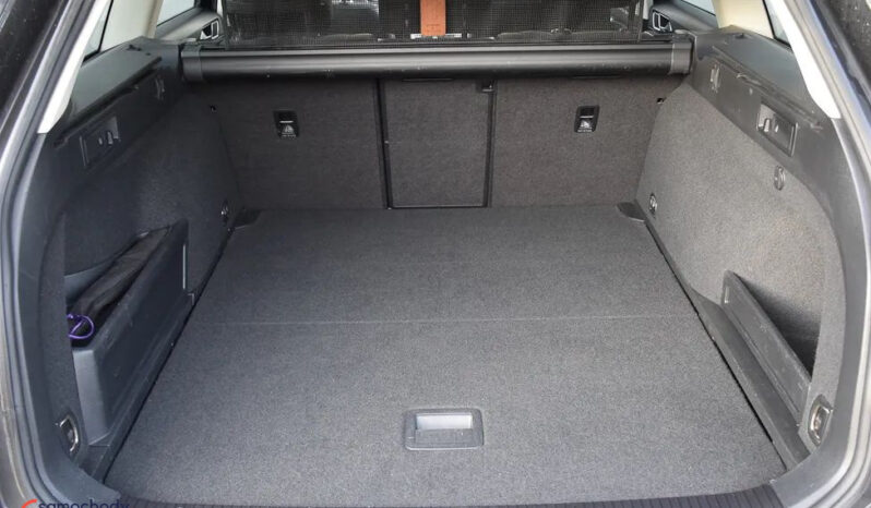 VOLKSWAGEN Passat  | 4×4 (stały) | Automatyczna | 190 KM | Szary full