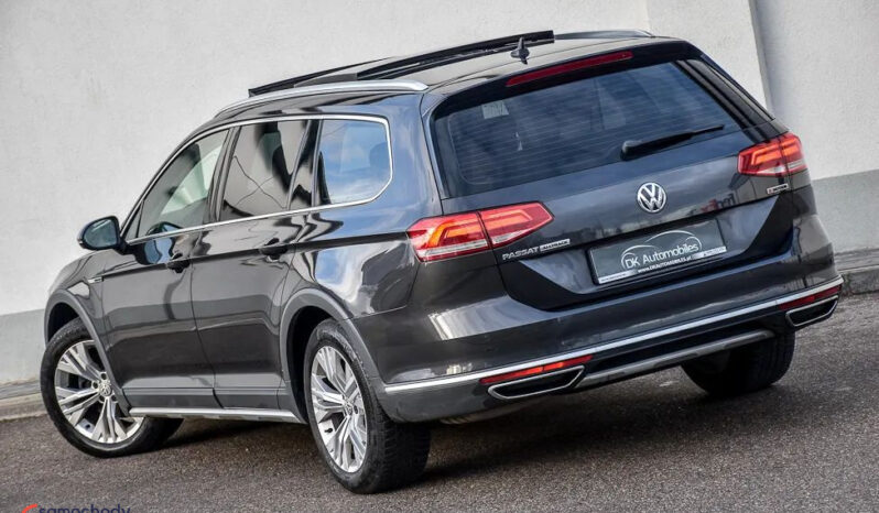 VOLKSWAGEN Passat  | 4×4 (stały) | Automatyczna | 190 KM | Szary full