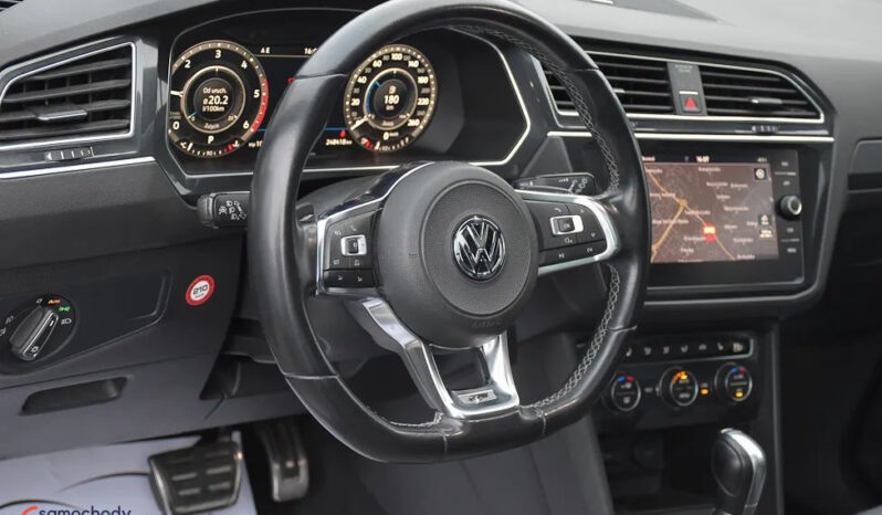 VOLKSWAGEN Tiguan  | 4×4 (stały) | Automatyczna | 240 KM | Biały full