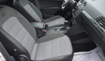 VOLKSWAGEN Tiguan  | 4×4 (stały) | Automatyczna | 240 KM | Biały full