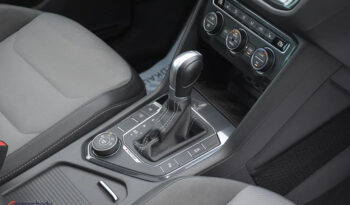VOLKSWAGEN Tiguan  | 4×4 (stały) | Automatyczna | 240 KM | Biały full