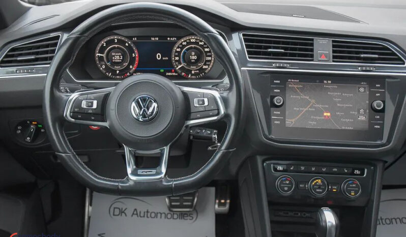 VOLKSWAGEN Tiguan  | 4×4 (stały) | Automatyczna | 240 KM | Biały full