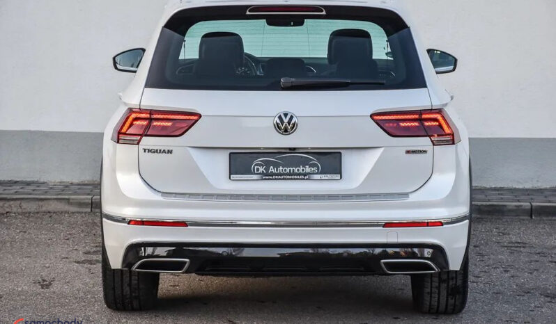 VOLKSWAGEN Tiguan  | 4×4 (stały) | Automatyczna | 240 KM | Biały full