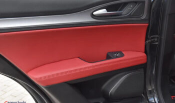 ALFA ROMEO Stelvio  | 4×4 (stały) | Automatyczna | 280 KM | Czarny full