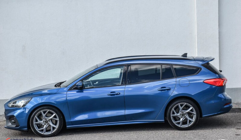 FORD Focus  | FWD (przód) | Manualna | 190 KM | Niebieski full