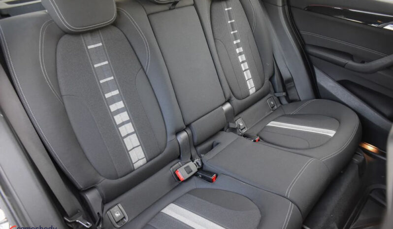 BMW X1  | 4×4 (stały) | Automatyczna | 192 KM | Brązowy full