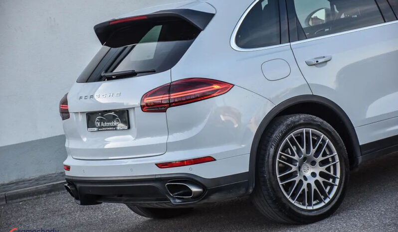 Porsche Cayenne | 4×4 (stały) | Automatyczna | 262 KM | Biały full