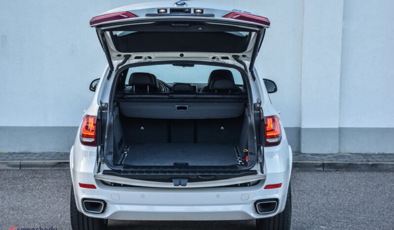 BMW X5  | 4×4 (doł. automatycznie) | Automatyczna | 231 KM | Biały full