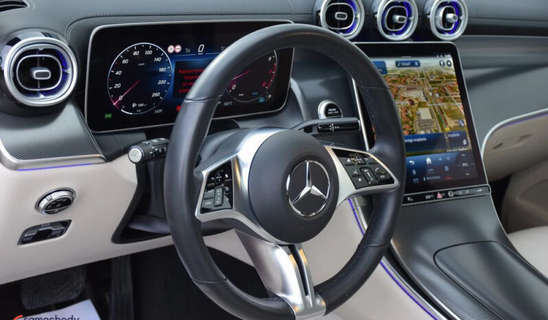 MERCEDES-BENZ GLC  | 4×4 (stały) | Automatyczna | 197 KM | Bordowy full