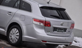TOYOTA Avensis  | FWD (przód) | Manualna | 126 KM | Srebrny full