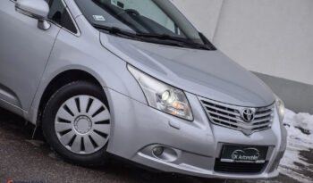 TOYOTA Avensis  | FWD (przód) | Manualna | 126 KM | Srebrny full