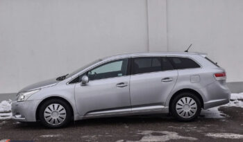 TOYOTA Avensis  | FWD (przód) | Manualna | 126 KM | Srebrny full
