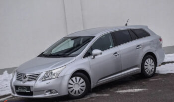 TOYOTA Avensis  | FWD (przód) | Manualna | 126 KM | Srebrny full