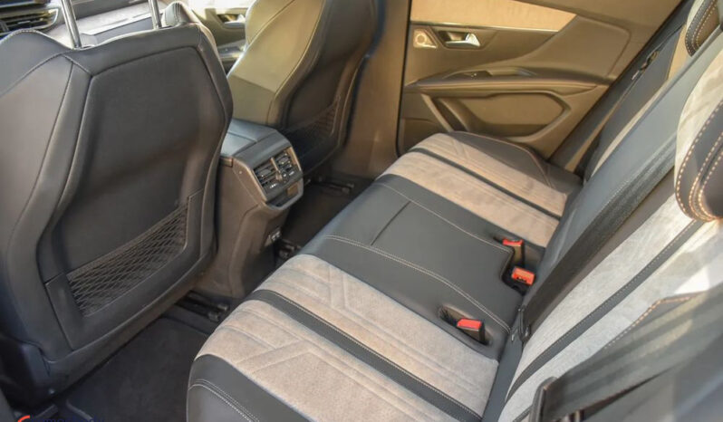 PEUGEOT 3008  | 4×4 (doł. automatycznie) | Automatyczna | 300 KM | Szary full